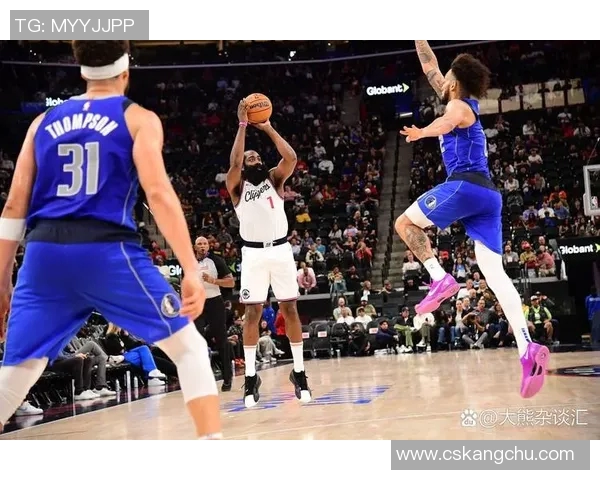 2016年NBA季后赛快船与勇士的激烈对决回顾与精彩瞬间分析 2016年NBA季后赛快船与勇士的激烈对决回顾与精彩瞬间分析